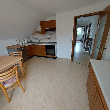 Ferienwohnung Am Berg Wiesent Bagian luar foto