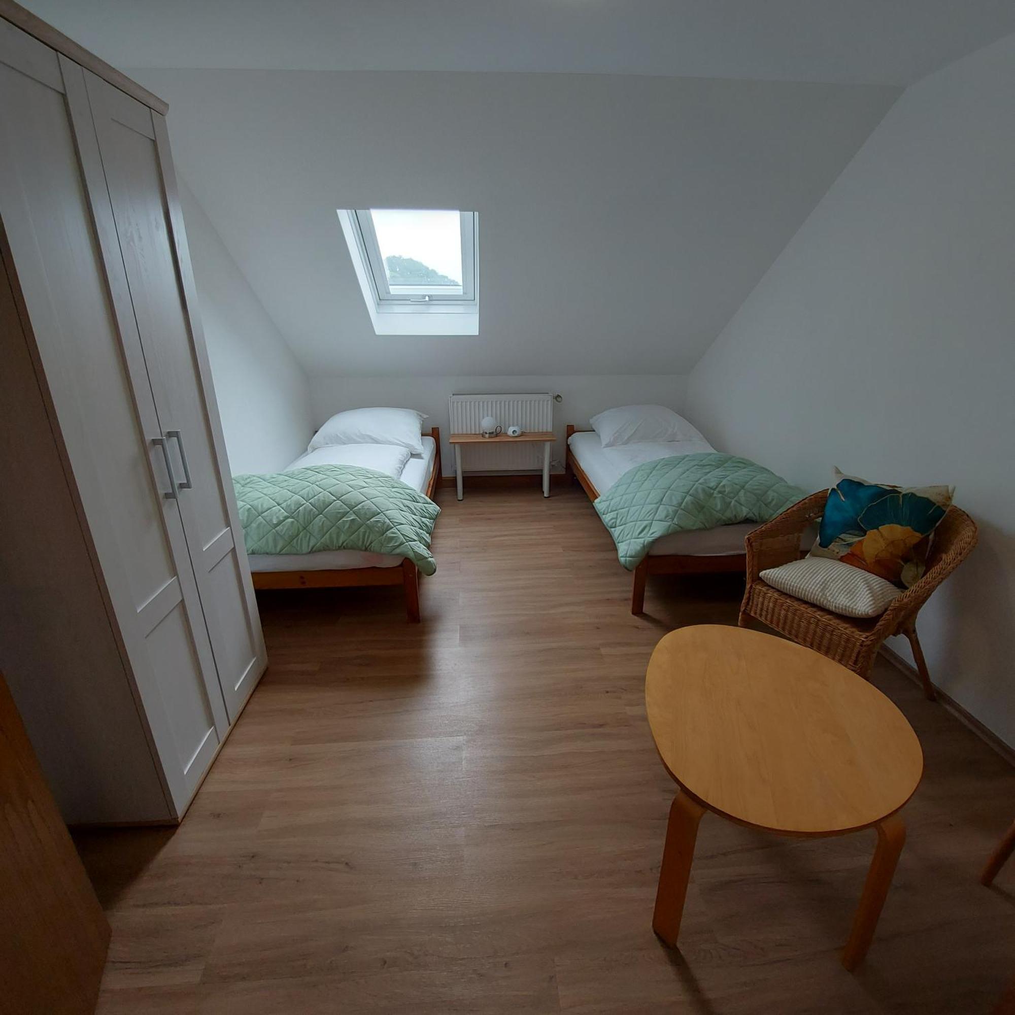 Ferienwohnung Am Berg Wiesent Bagian luar foto