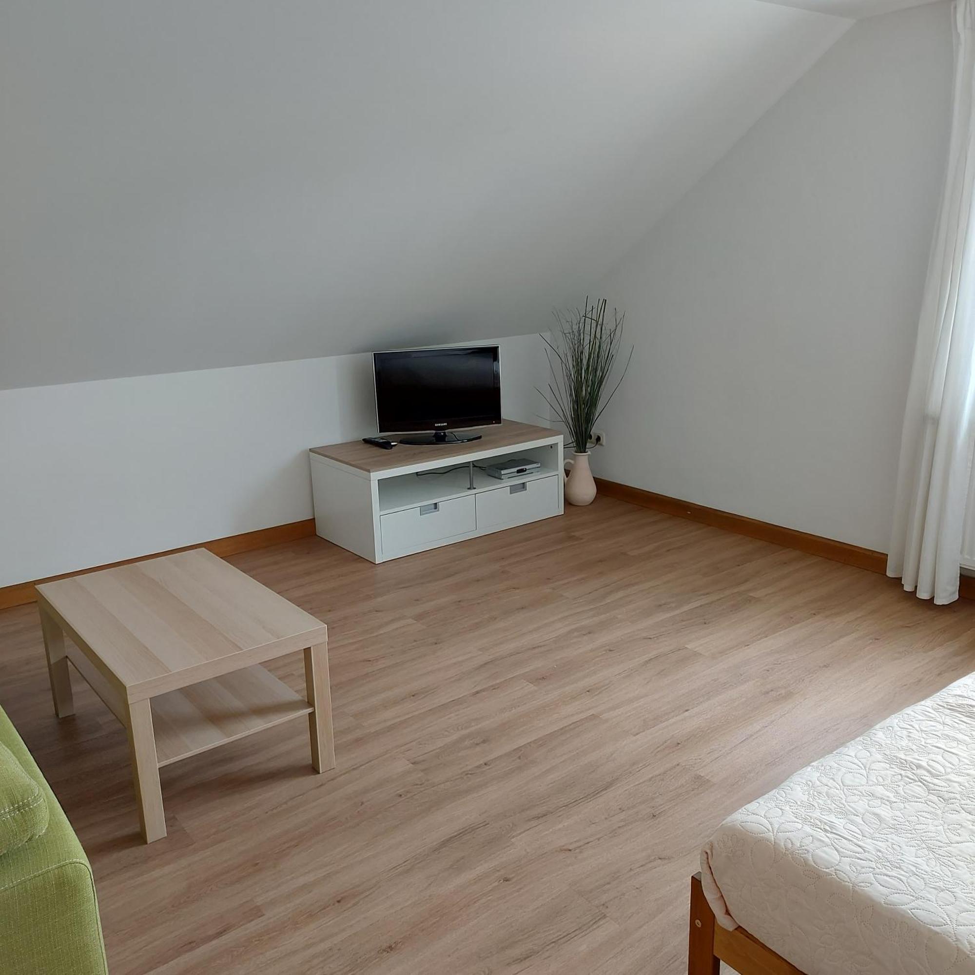 Ferienwohnung Am Berg Wiesent Bagian luar foto